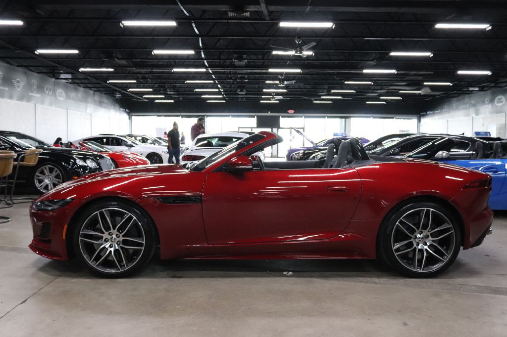 2024 Jaguar F-TYPE Image 4