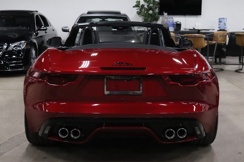 2024 Jaguar F-TYPE Image 8