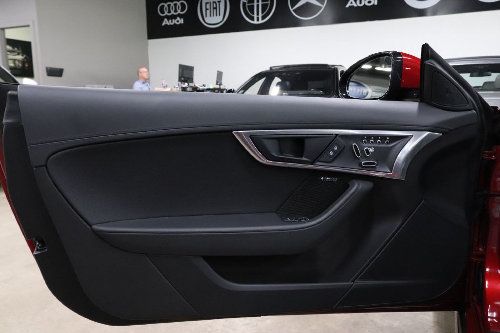 2024 Jaguar F-TYPE Image 16