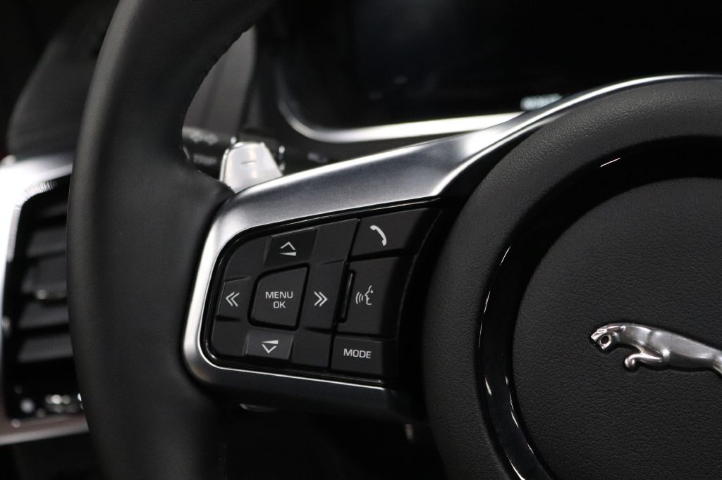 2024 Jaguar F-TYPE Image 27