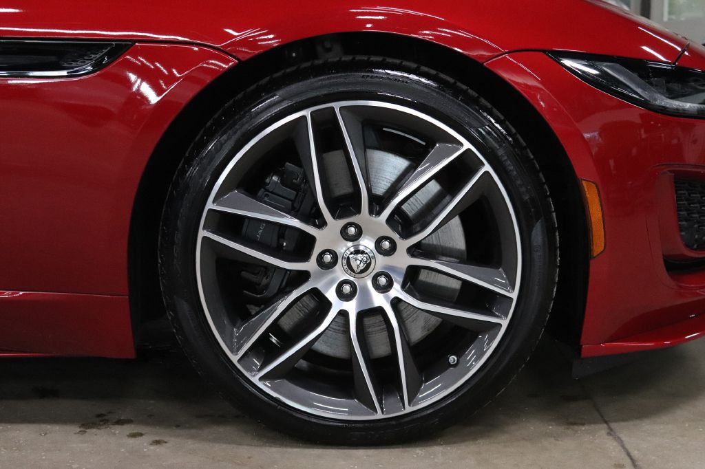 2024 Jaguar F-TYPE Image 39