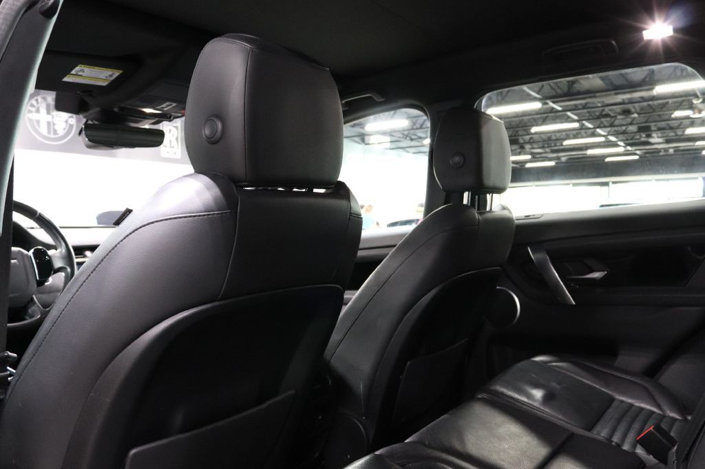 2020 Land Rover Discovery Sport Image 22