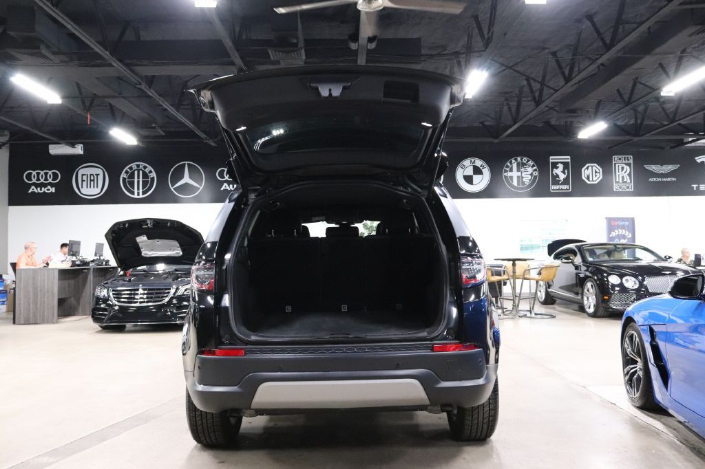 2020 Land Rover Discovery Sport Image 24