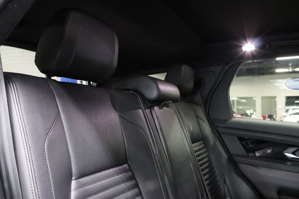 2020 Land Rover Discovery Sport Image 28