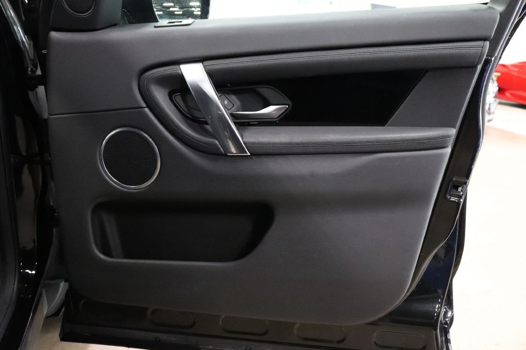 2020 Land Rover Discovery Sport Image 29