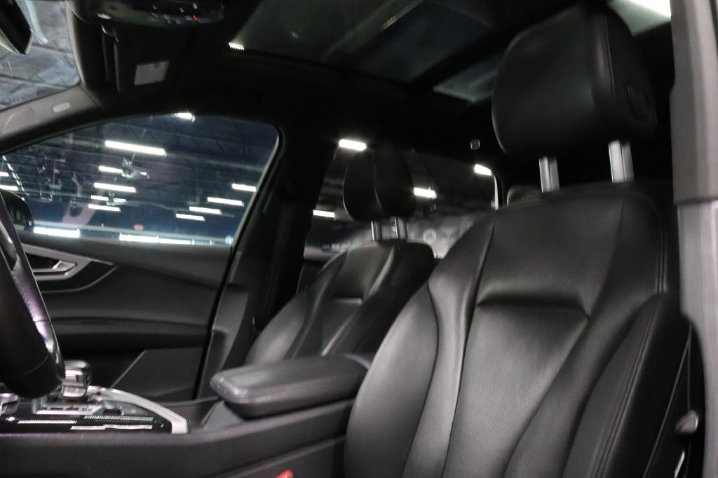2018 Audi Q7 Image 11