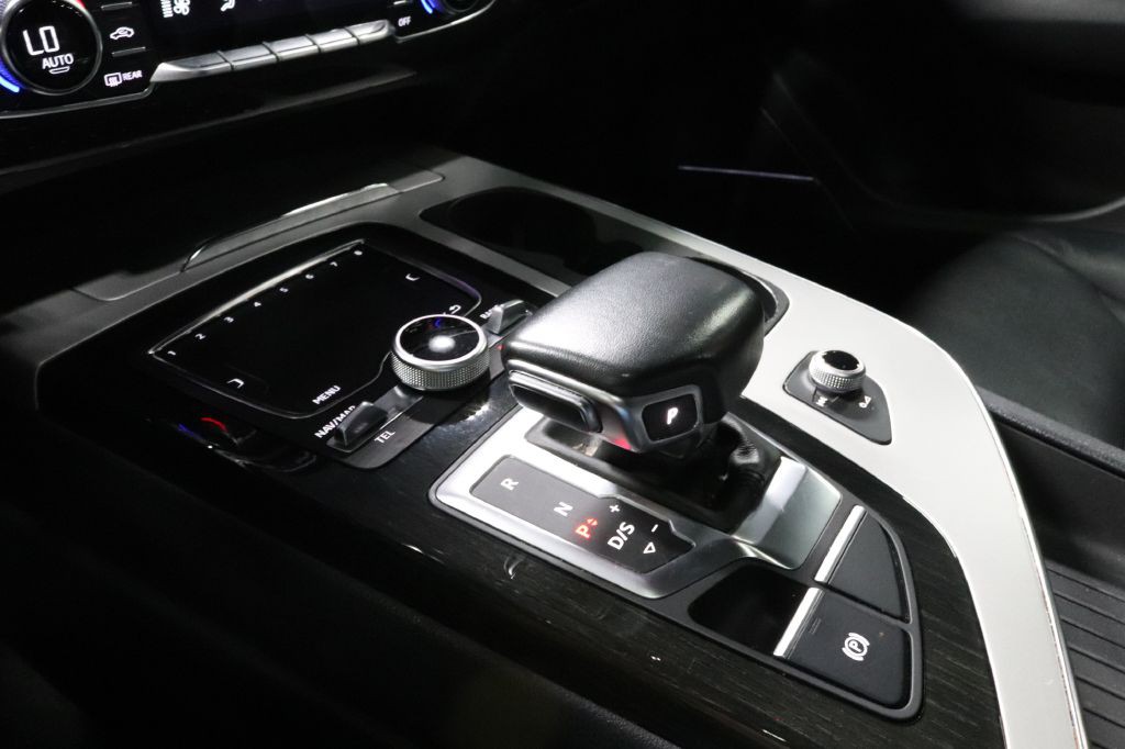 2018 Audi Q7 Image 21