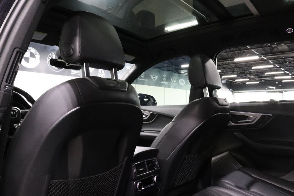 2018 Audi Q7 Image 23