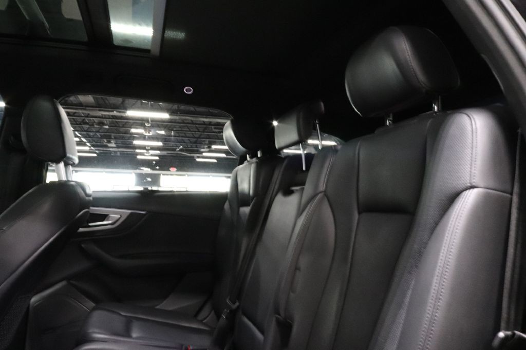 2018 Audi Q7 Image 24