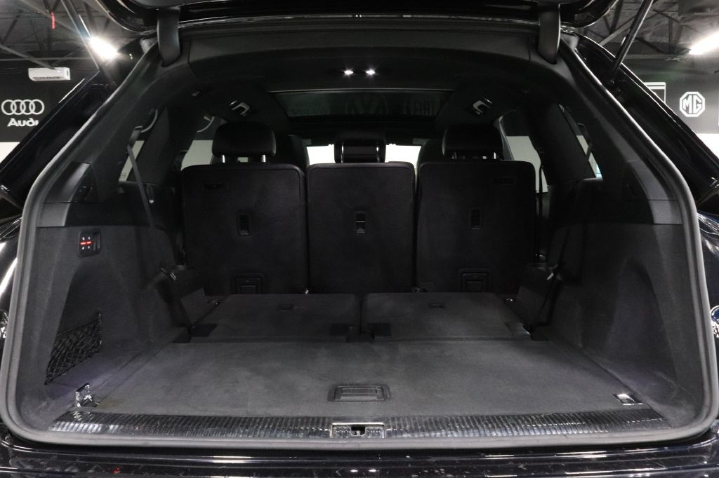 2018 Audi Q7 Image 28