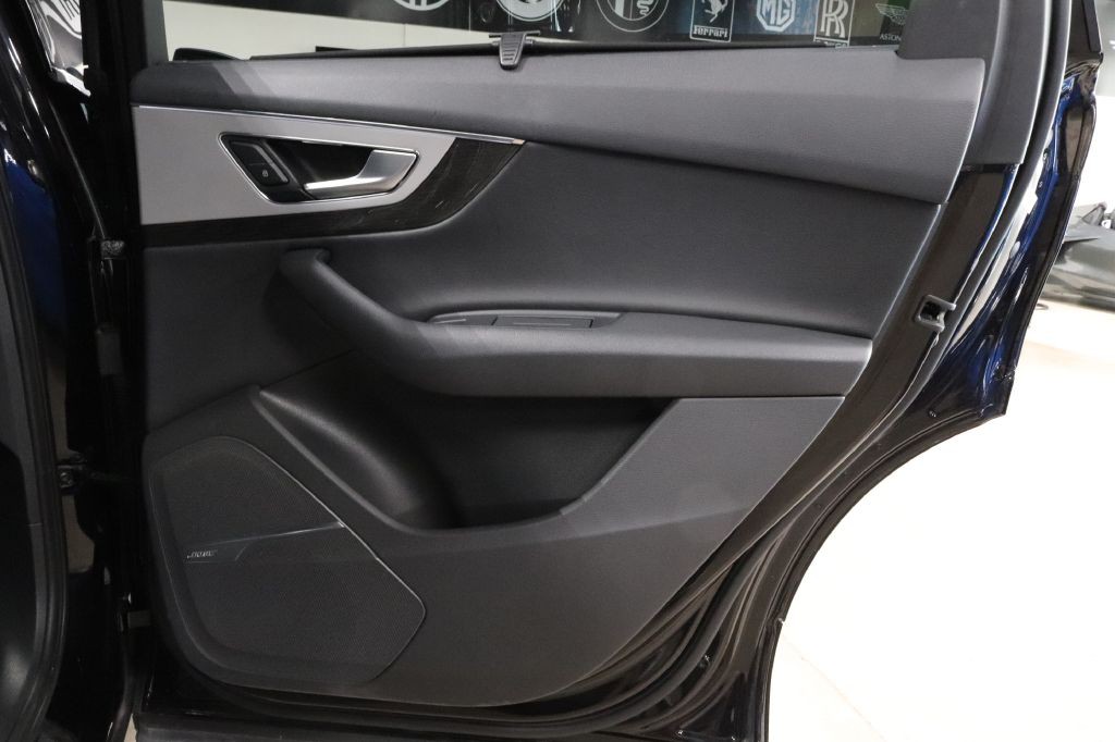 2018 Audi Q7 Image 30