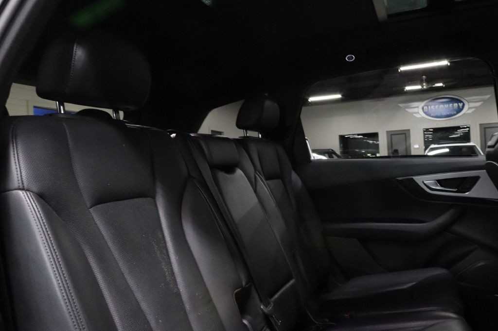 2018 Audi Q7 Image 32