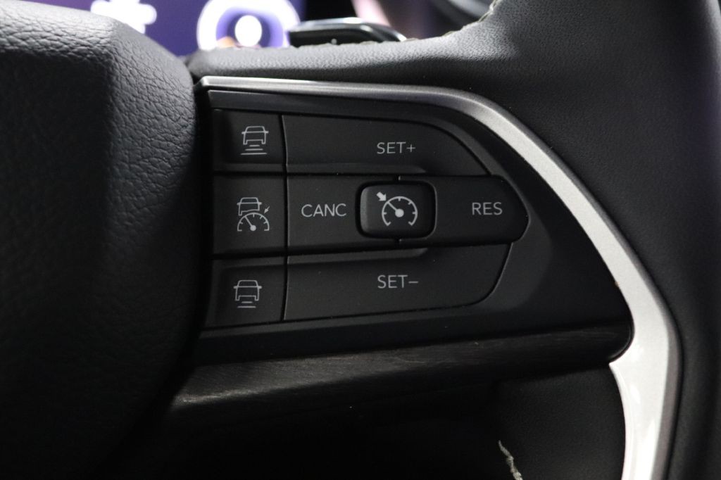 2023 Jeep Grand Cherokee Image 13