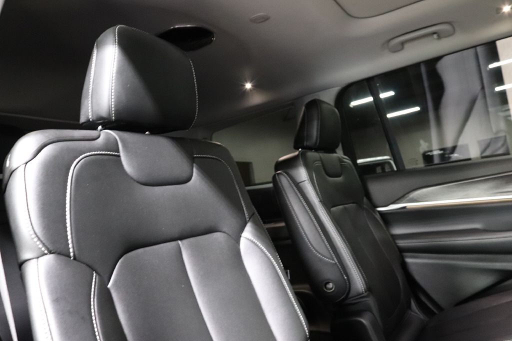 2023 Jeep Grand Cherokee Image 31