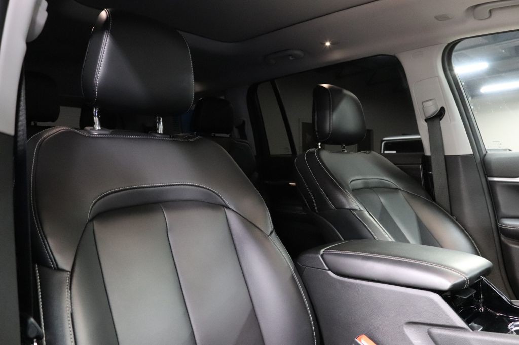 2023 Jeep Grand Cherokee Image 35
