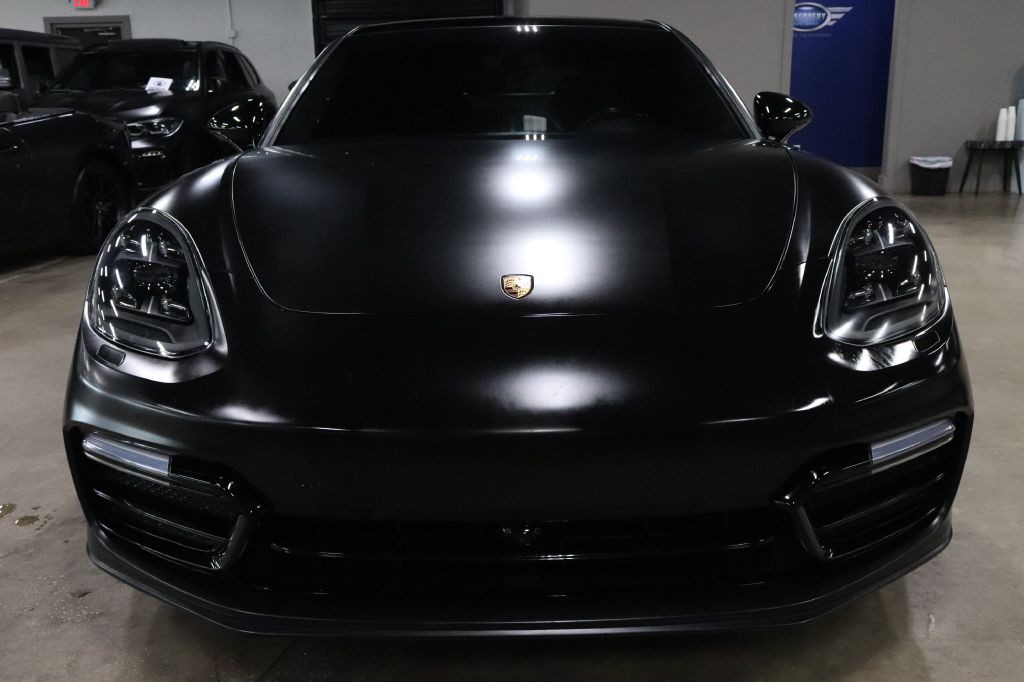 2019 Porsche Panamera Image 8