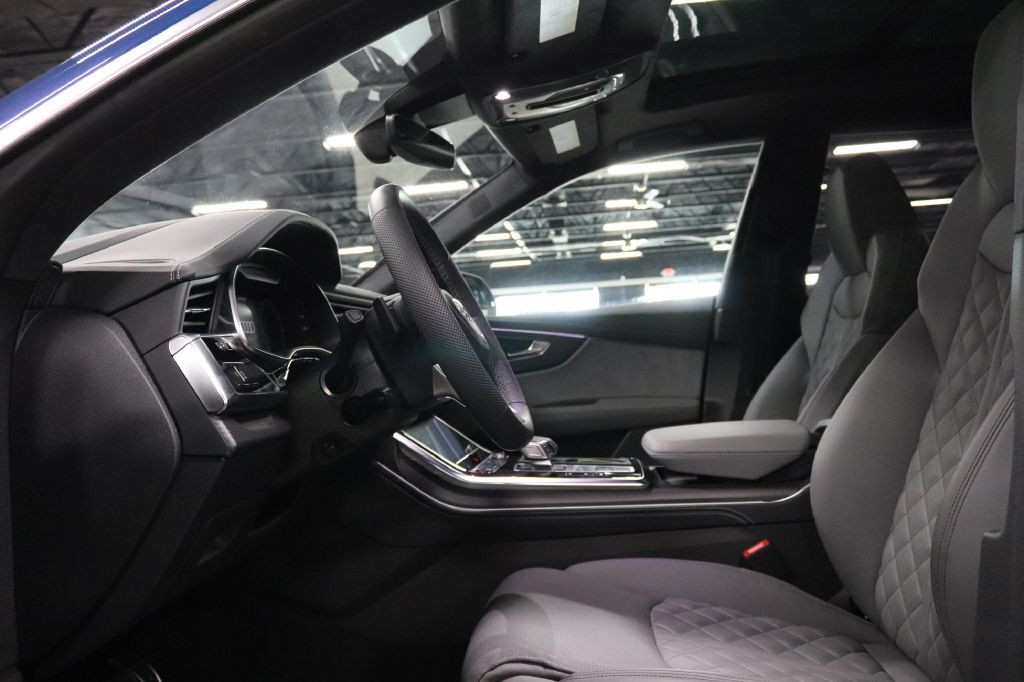 2024 Audi SQ8 Image 9