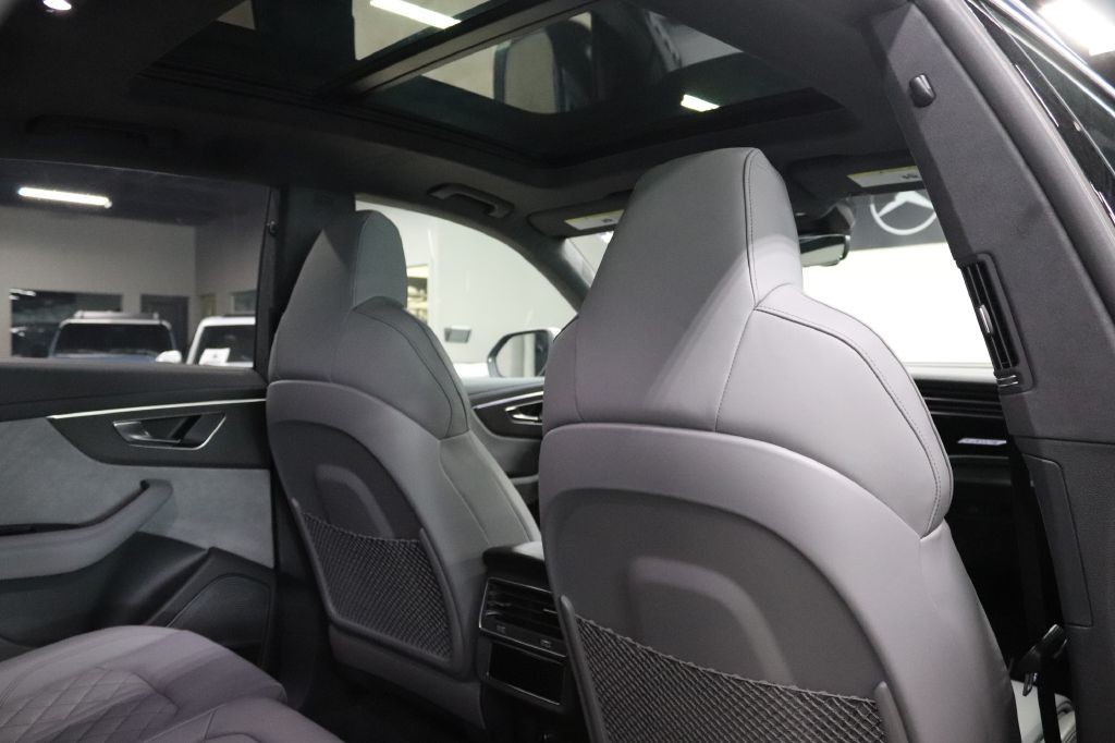 2024 Audi SQ8 Image 20
