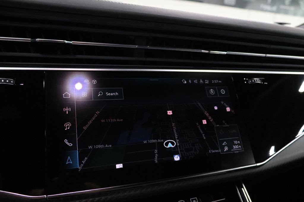 2024 Audi SQ8 Image 33
