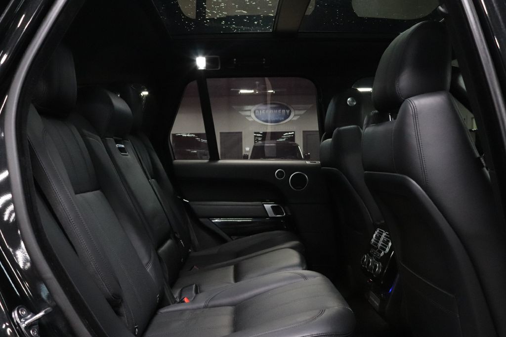 2017 Land Rover Range Rover Image 18