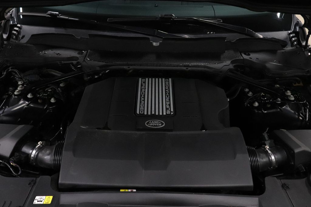2017 Land Rover Range Rover Image 25