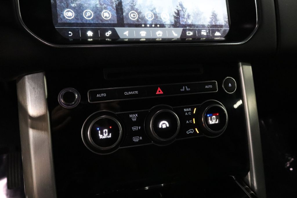 2017 Land Rover Range Rover Image 31