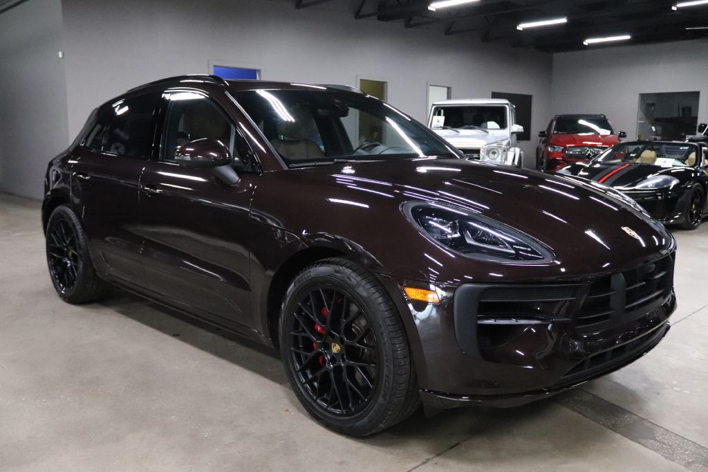 2021 Porsche Macan Image 6