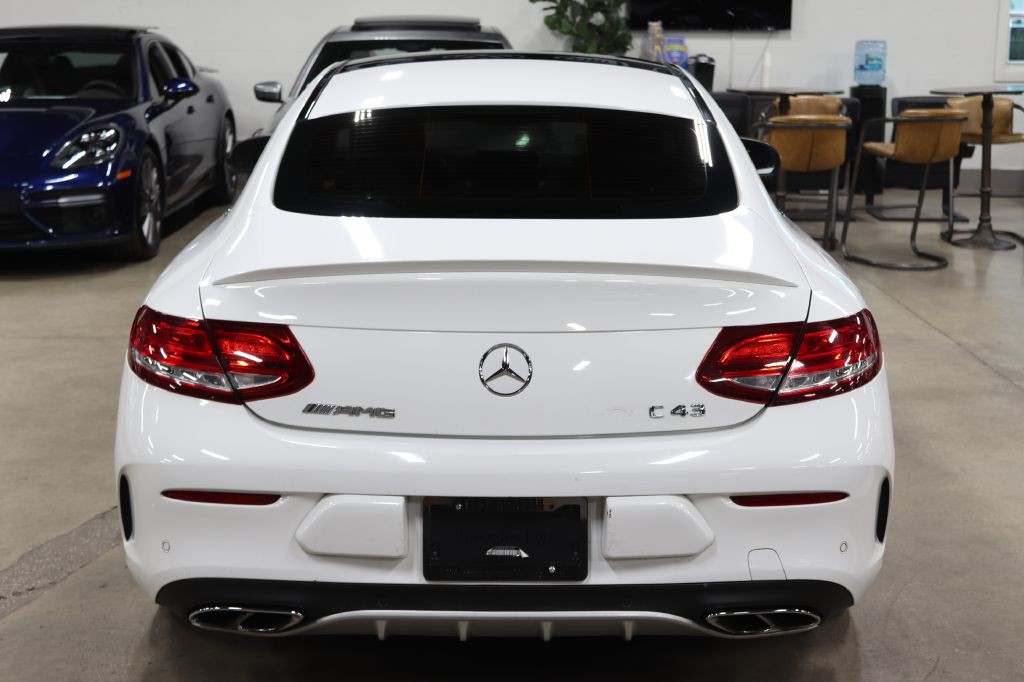 2018 Mercedes-Benz C-Class Image 4