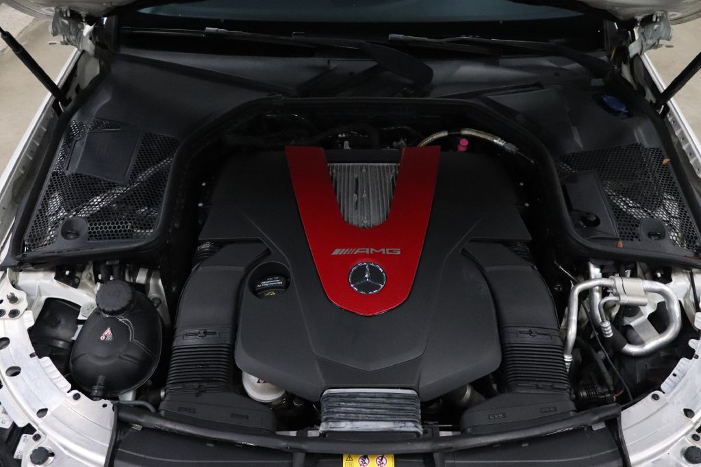 2018 Mercedes-Benz C-Class Image 18