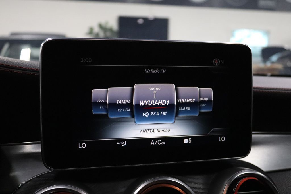 2018 Mercedes-Benz C-Class Image 25