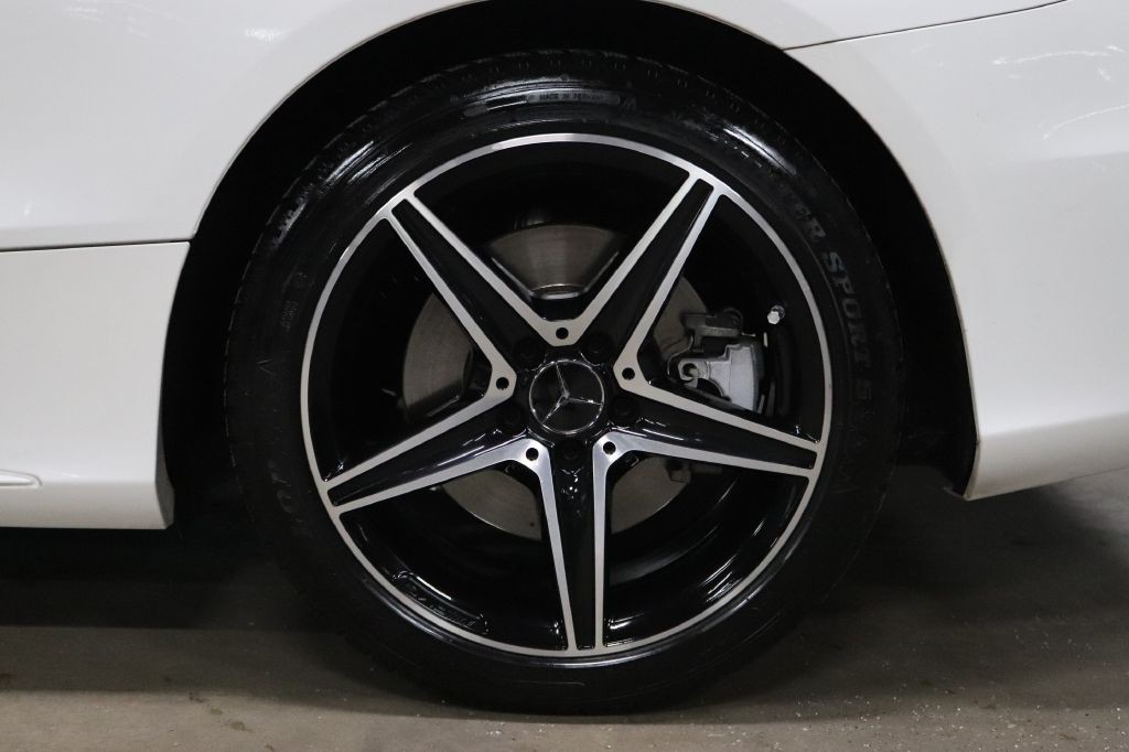 2018 Mercedes-Benz C-Class Image 31