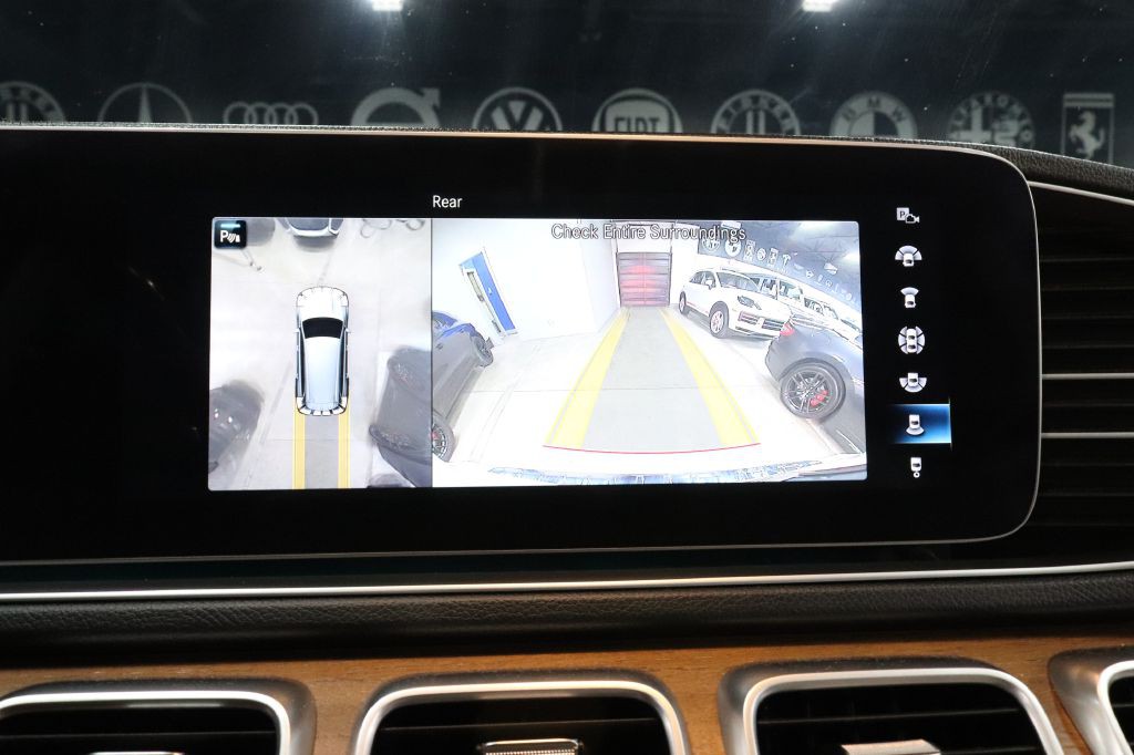 2021 Mercedes-Benz GLS-Class Image 16
