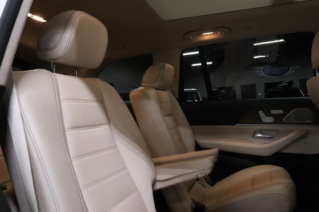 2021 Mercedes-Benz GLS-Class Image 30