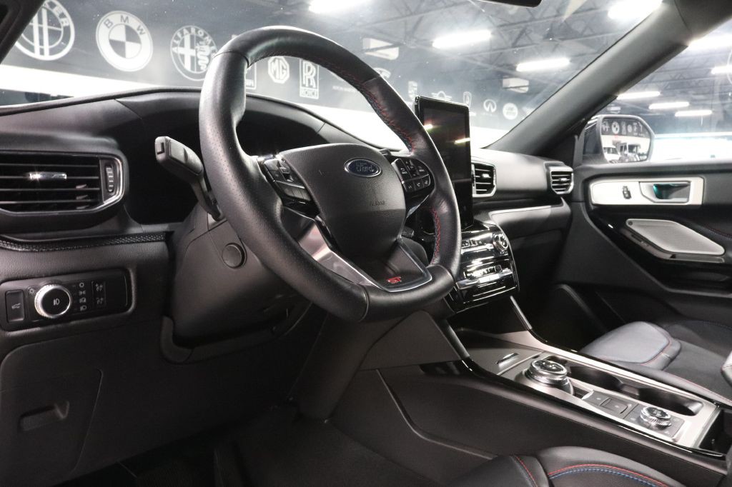 2023 Ford Explorer Image 10