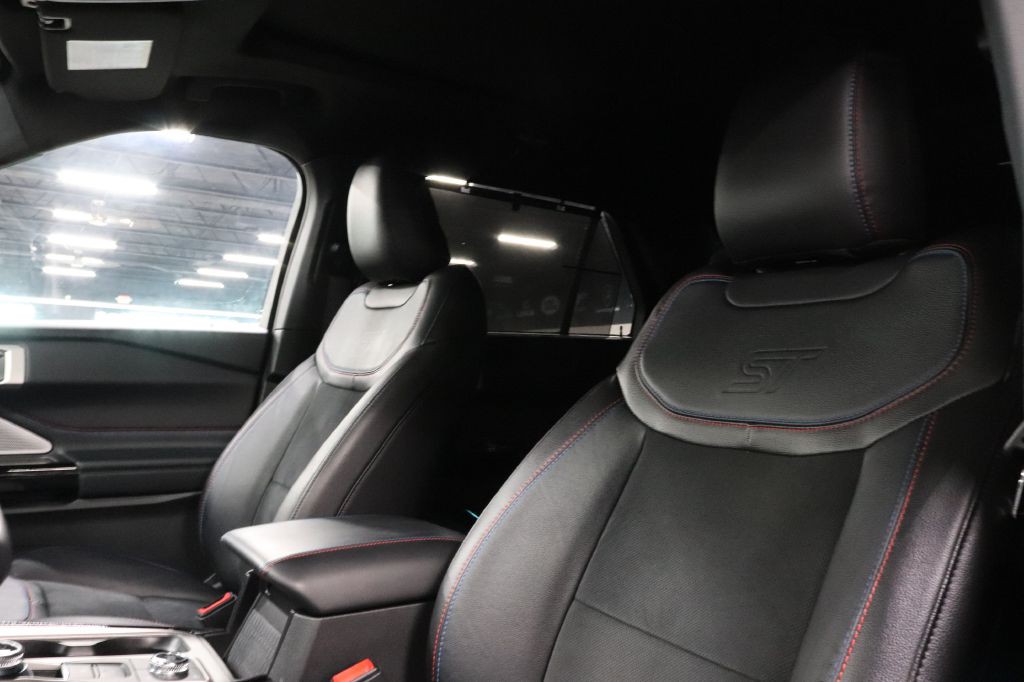 2023 Ford Explorer Image 11