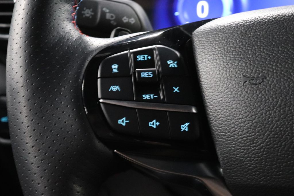 2023 Ford Explorer Image 12