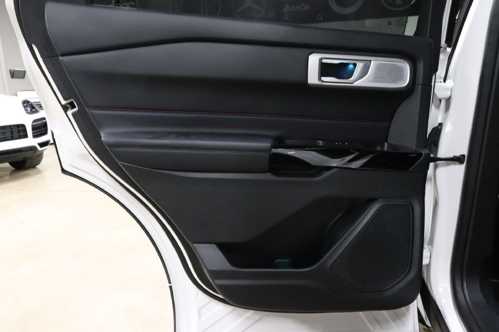 2023 Ford Explorer Image 21