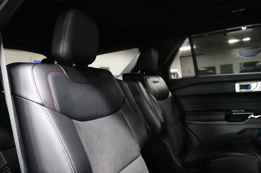 2023 Ford Explorer Image 30