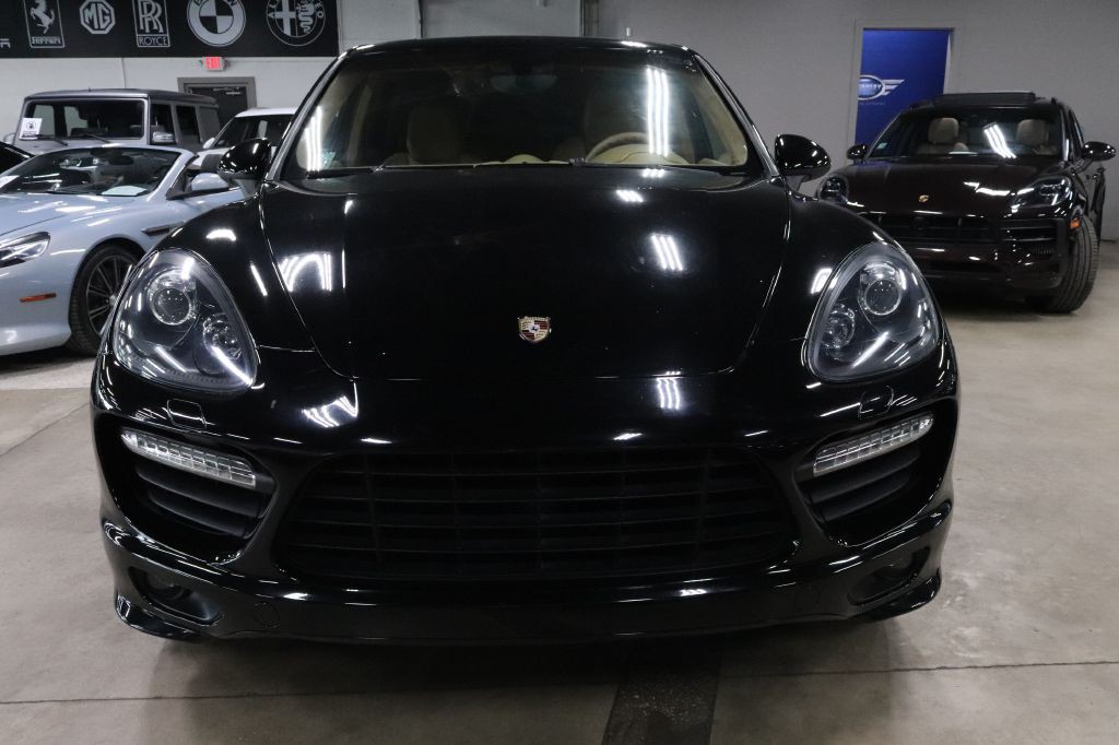 2013 Porsche Cayenne Image 8