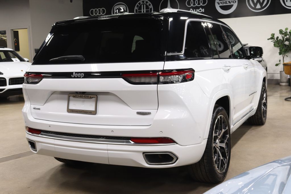 2022 Jeep Grand Cherokee Image 5