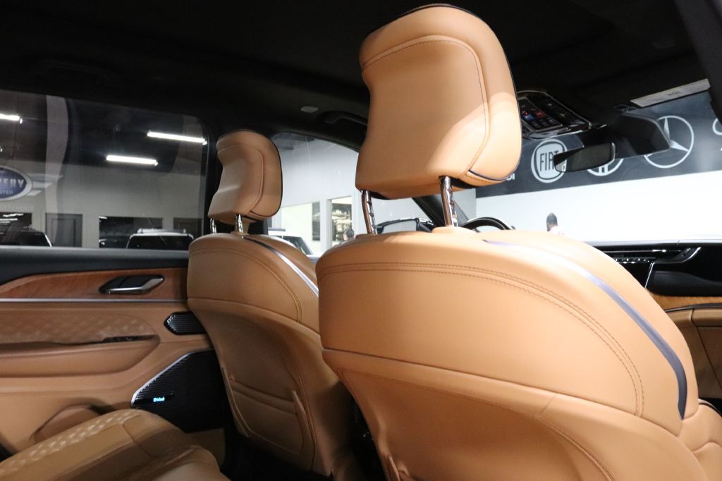 2022 Jeep Grand Cherokee Image 27