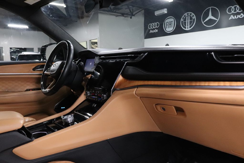 2022 Jeep Grand Cherokee Image 30