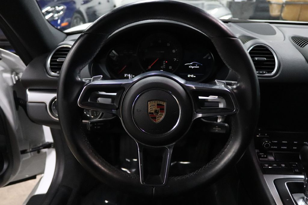 2019 Porsche Cayman Image 19