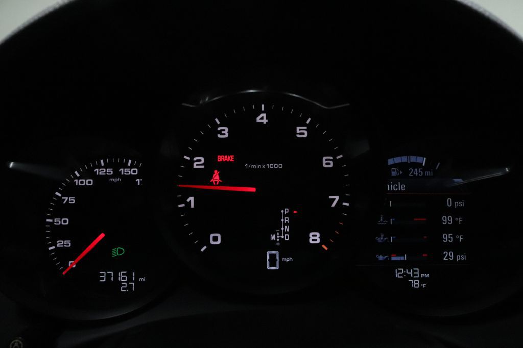 2019 Porsche Cayman Image 26