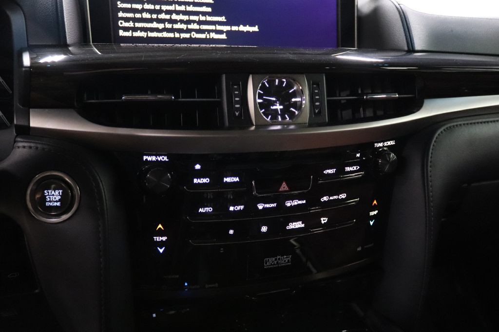 2019 Lexus LX Image 30