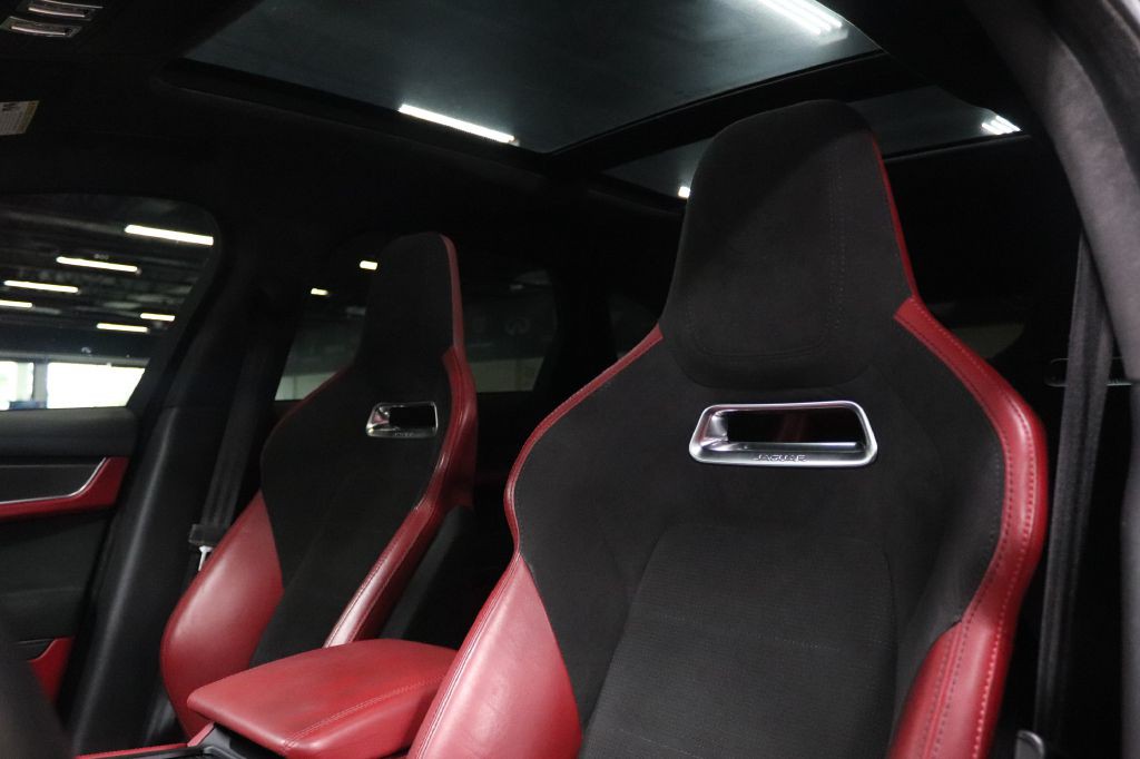 2021 Jaguar F-PACE Image 10