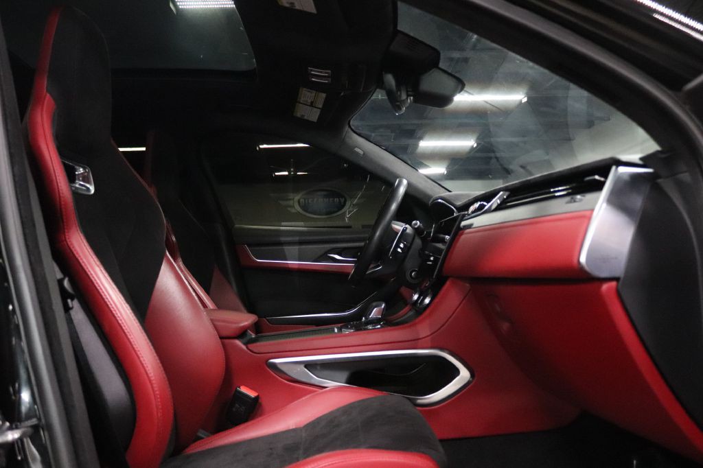2021 Jaguar F-PACE Image 22