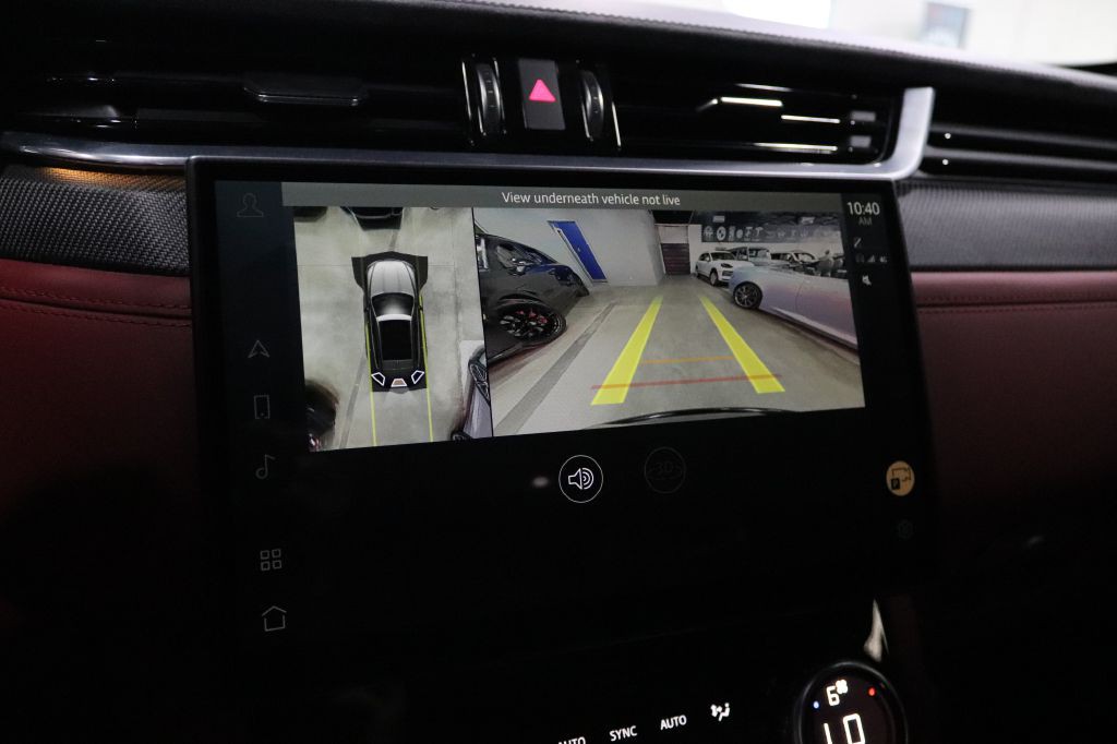 2021 Jaguar F-PACE Image 32