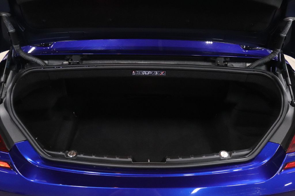 2012 BMW M6 Image 21