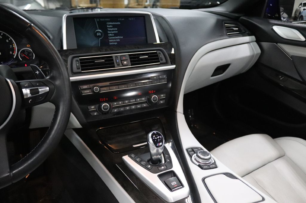 2012 BMW M6 Image 30